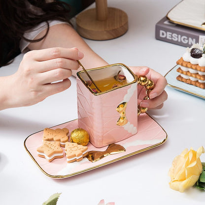 Handbag-Shaped Mug With Saucer & Spoon