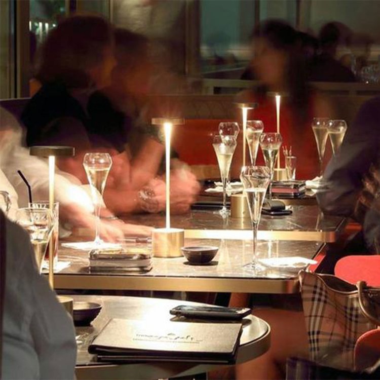 LED Creative Charging Table Lamp - Creative Dining Table Hotel Bar Lamp
