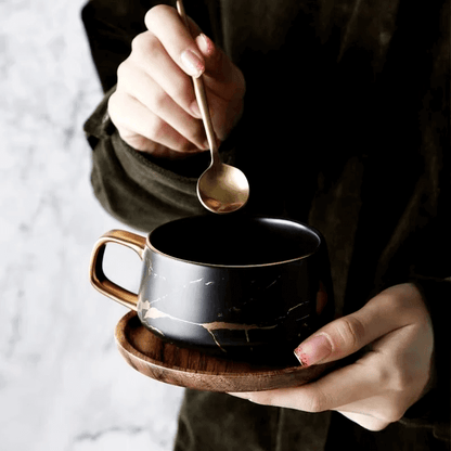 Marble Pattern Coffee Mug With Gold Inlay